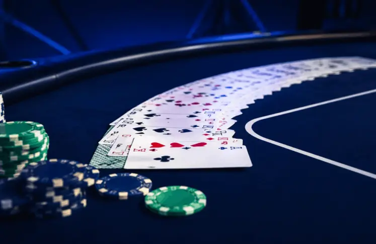 Live Poker