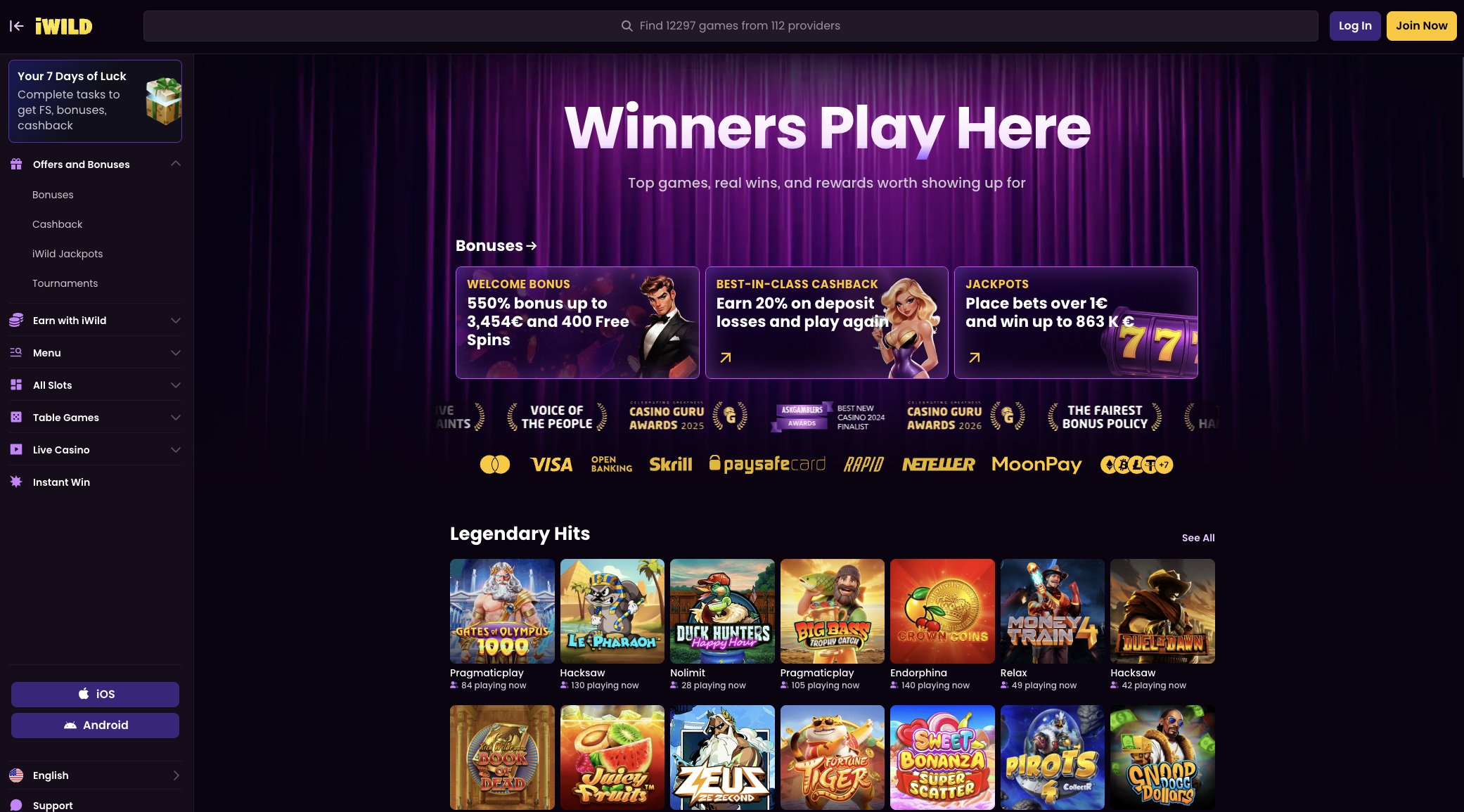 iWild Casino lobby with the welcome bonus and cashback banners
